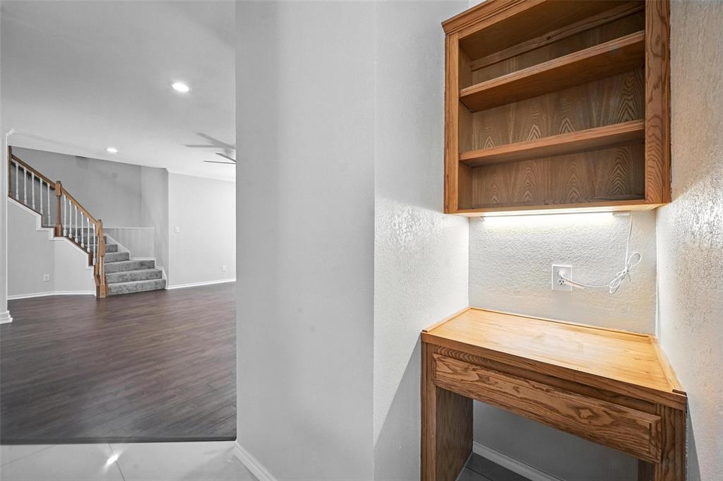 Bellaire Country Place - Residential