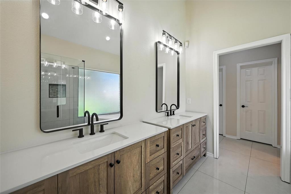 Bellaire Country Place - Residential