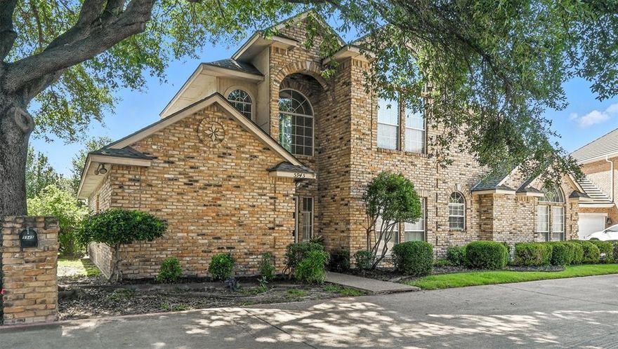A true gem in the exclusive Gated community of Bellaire Country Place. This meticulously crafted 3-bedroom, 2.5-bath, 2422 sq. ft. home built in 1994, Nestled near the elegant sitting area overlooking the private community lake with walking paths. Inside, an open concept layout is filled with natural light featuring elegant modern finishes and a gourmet kitchen with beautiful countertops. Thoughtful design and high-quality finishes create a bright, airy, and functional living space perfect for both entertaining and everyday life. Low maintenance living, with front and back yard mowing covered by the HOA gives you more time to enjoy nearby by Waterside facilities.  This home has a spacious living area featuring high ceilings, gorgeous flooring, a wood burning fireplace, plus a wet bar with wine fridge and beverage refrigerator. The first floor features a generously sized primary suite with a spa-like bath, complete with dual vanities, a soaking tub, and a separate shower. The en-suite boasts two large walk-in closets. An open-concept kitchen seamlessly connects to the living and dining areas, creating an ideal setting for everyday living and entertaining. Upstairs, you’ll find two large bedrooms, beautiful jack & jill bath, and two large walk-in closets. This 3 bedroom, 2.5-bath (with the primary suite conveniently located downstairs) is perfect for families, or professionals. Home has been Completely updated! with painted exterior and interior, New cabinets, New appliances, SMALL pet-friendly yard, & two-car garage. Minutes from Waterside, Clear Fork and top schools, dining, shopping and the SW Hospital District.  A Welcoming neighborhood and prime location.  Conveniently located with easy access to major highways.       A Must See!     Schedule your showing today.  Back on the Market due to Buyers unable to Sell their home to purchase.