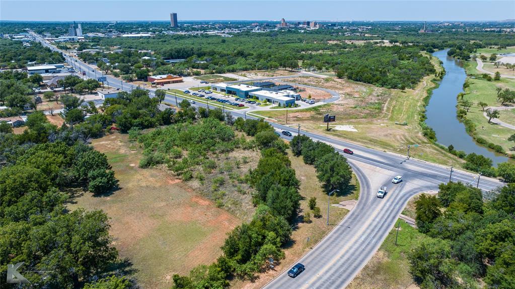 A0708 - Commercial Sale