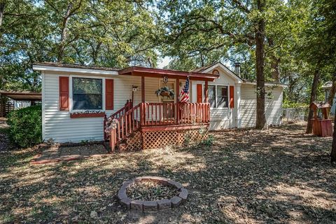 4967 Blue Water Circle Granbury TX 76049