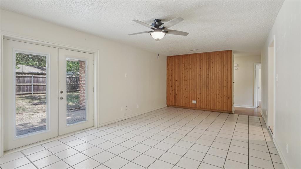 3411 Bob O Link Lane