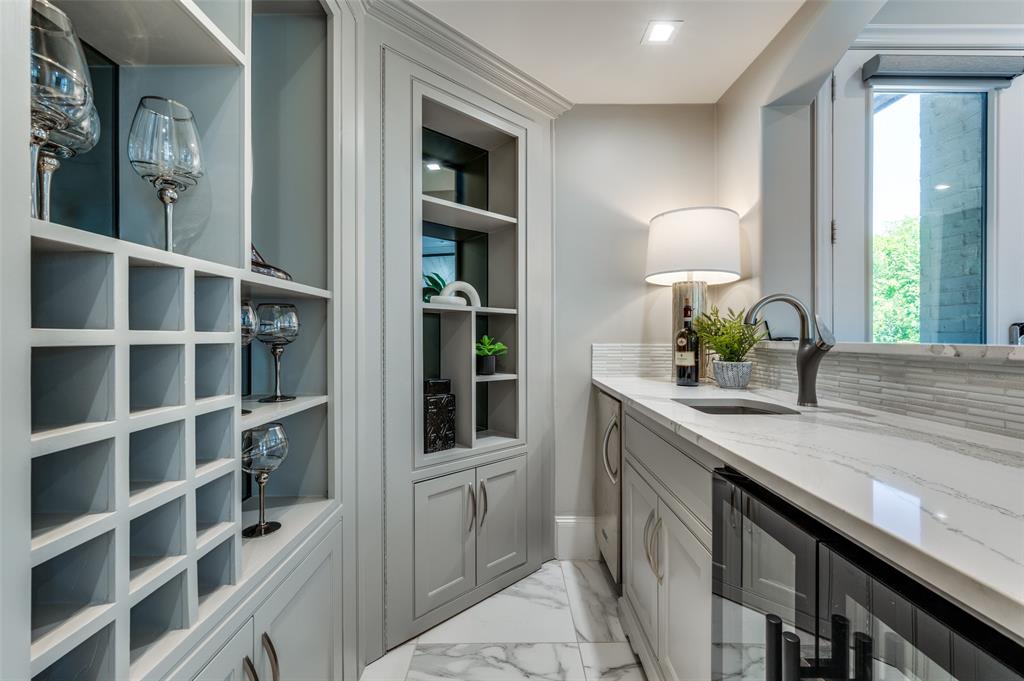 Kings Lake - Residential