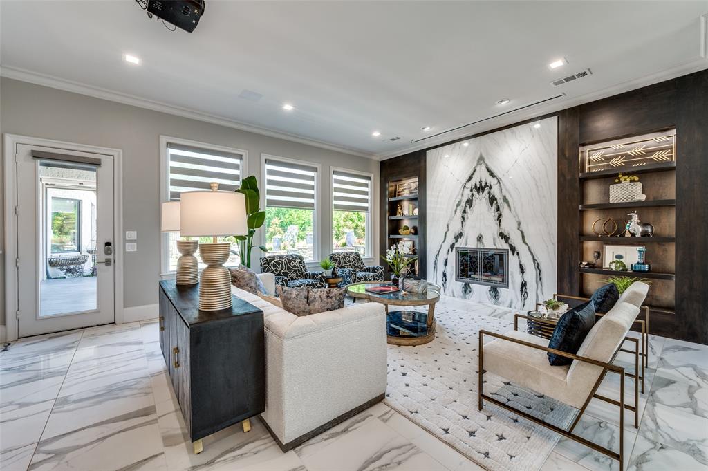 Kings Lake - Residential