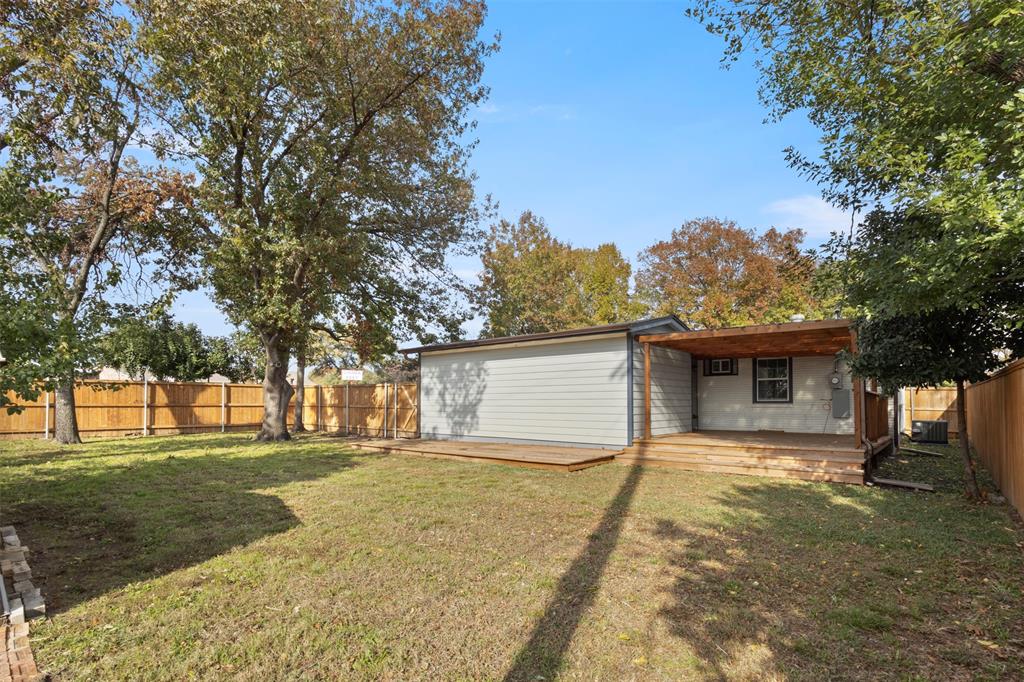 Country Club Park 01 - Residential Lease