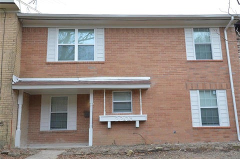 Photo of 2203 Sheraton Drive, Carrollton, TX 75007 (MLS # 21330020)