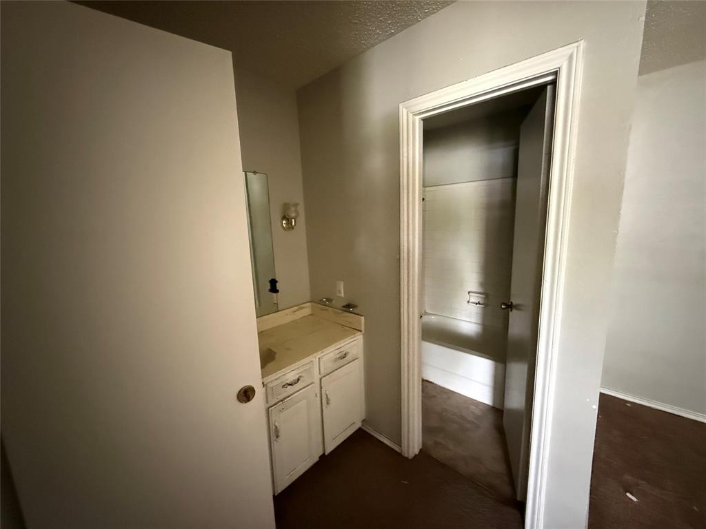 934 Live Oak Drive