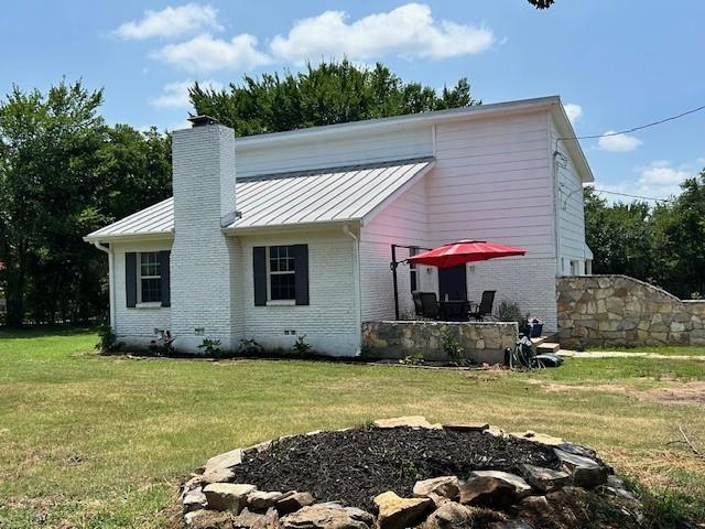 3952 J Rendon Road