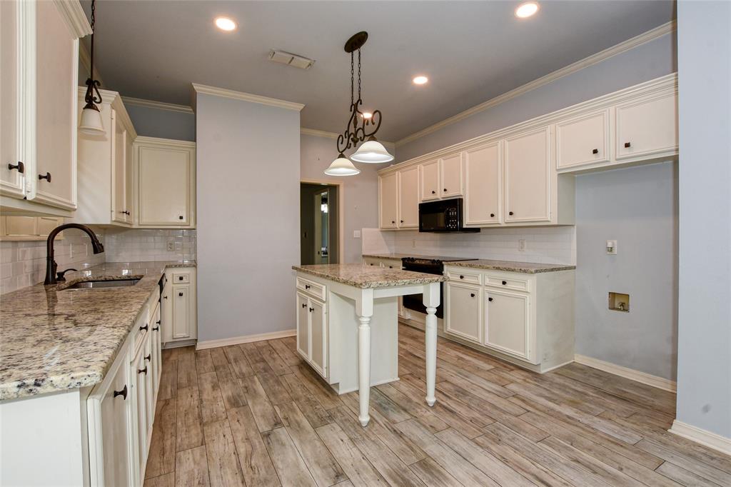 Shreveport, Louisiana 71106, United States, 6 Bedrooms Bedrooms, ,4 BathroomsBathrooms,Residential,Active,46345