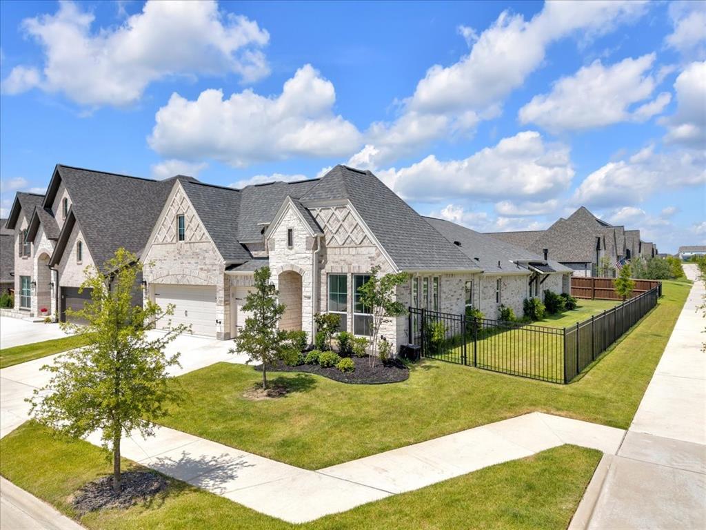2100 Pleasant Run Lane