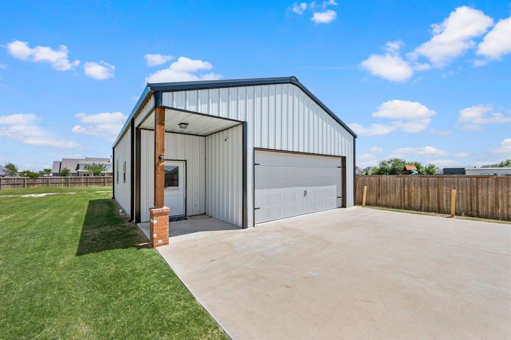 8908 Lazy Oak Drive