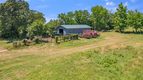 A home in Brownsboro