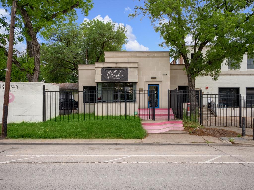 Riverfront - Commercial Sale