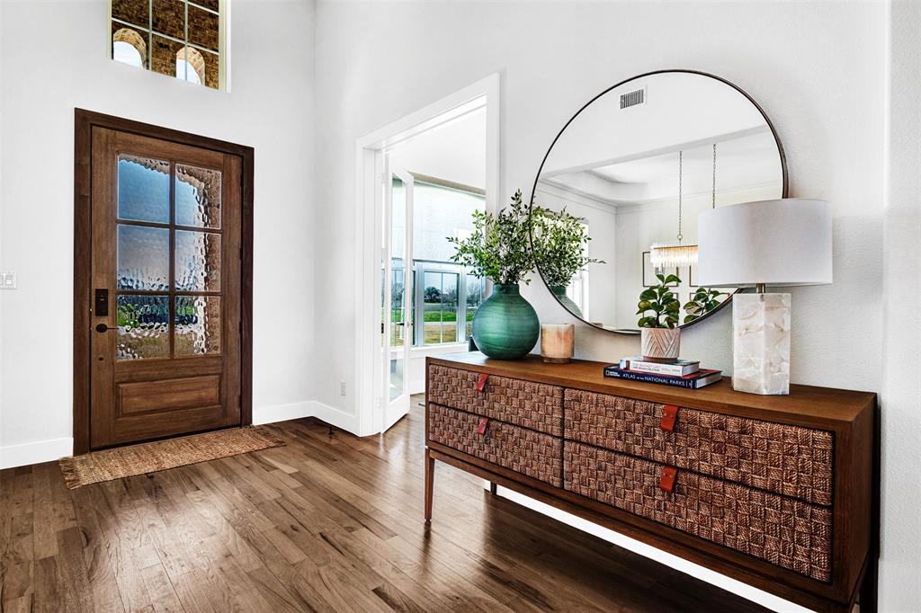 4909 Cheshire Lane