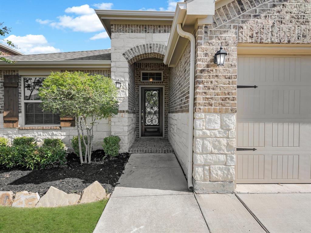 216 Oxford Drive