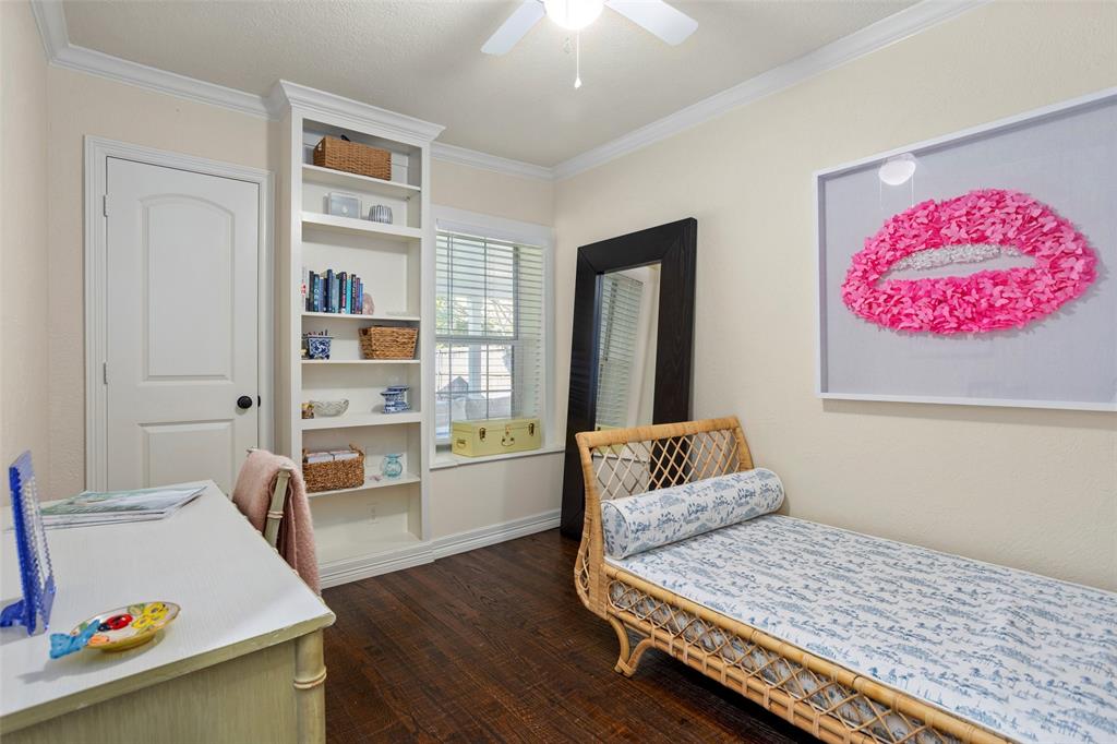 Ridglea North - Residential