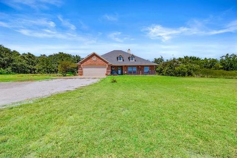 9430 W Highway 199 Poolville TX 76487