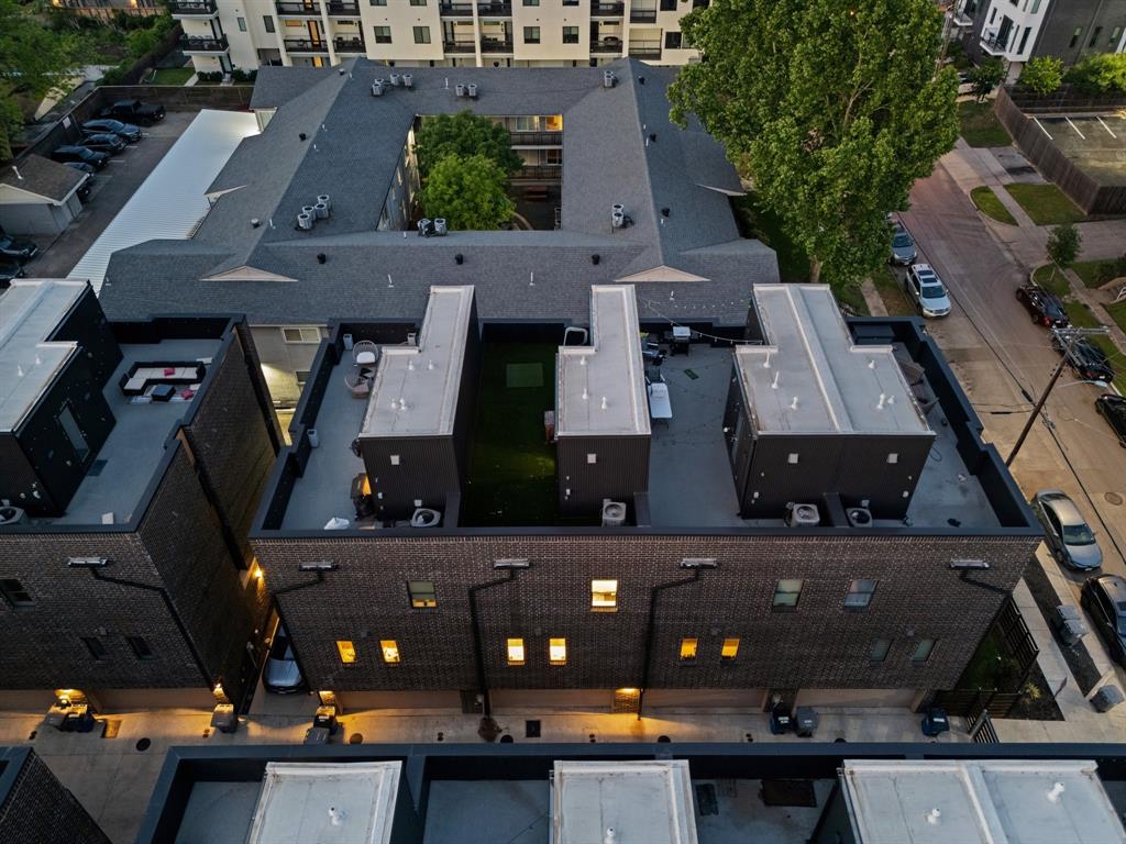 1920 Dowgate Court