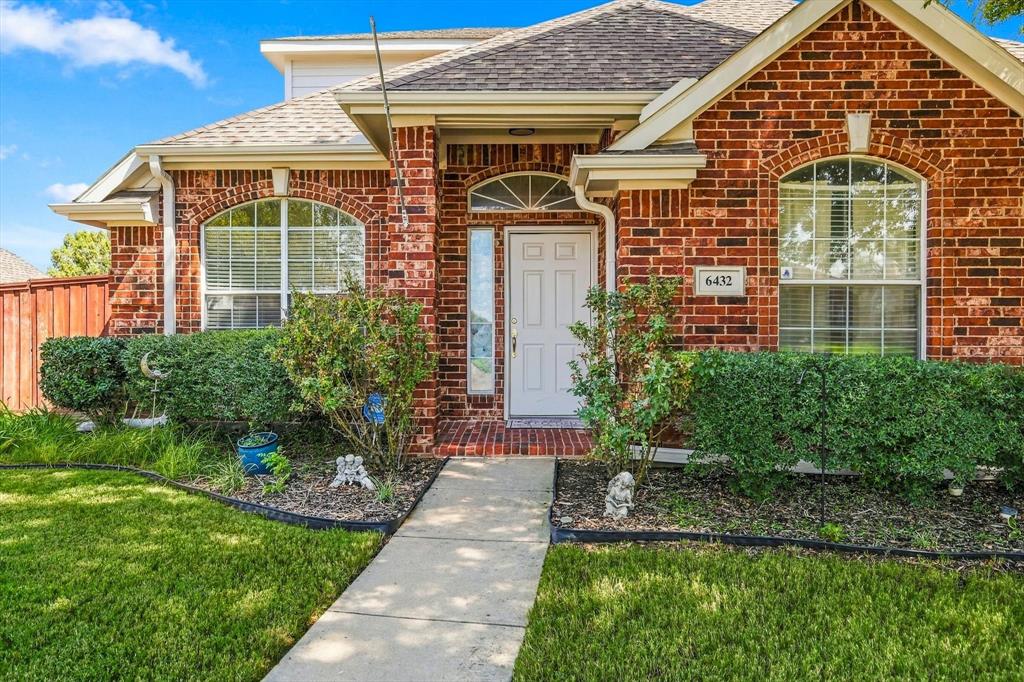6432 Barstow Lane