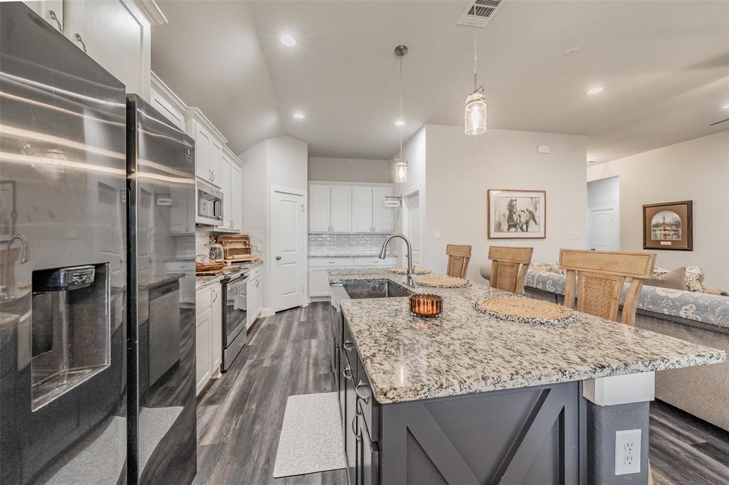 Mustang Crk - Residential