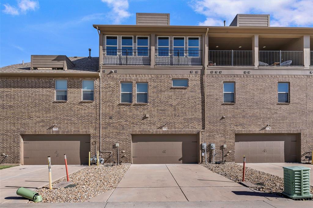 Gables At Ohio - Residential Lease