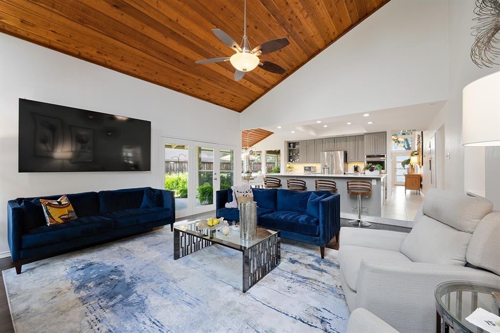 4203 Brooktree Lane