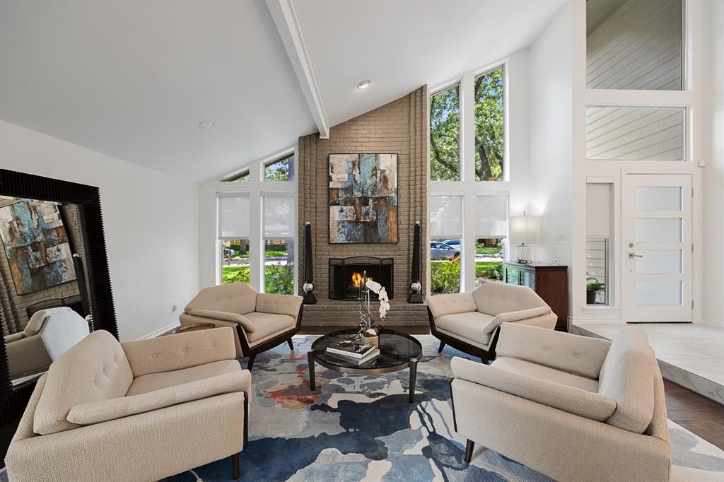 4203 Brooktree Lane