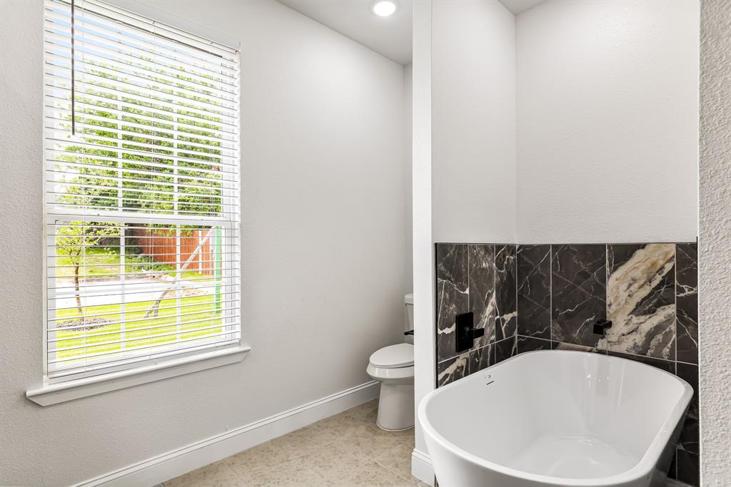 Weston Condos - Residential Income