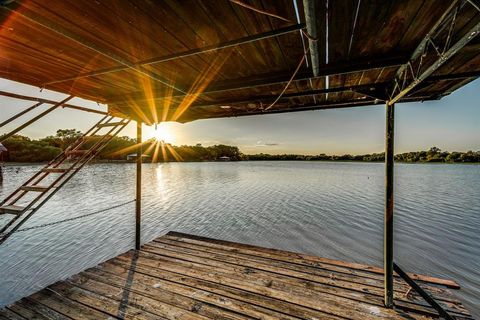 A home in Waxahachie