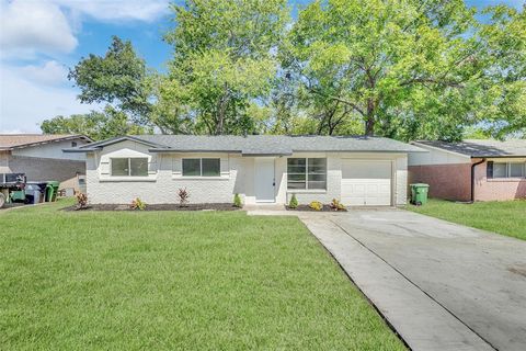 1507 E Lovers Lane Arlington TX 76010