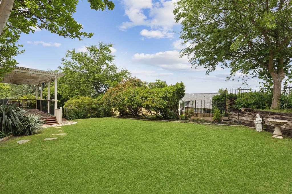 Lake Country Estates Add - Residential