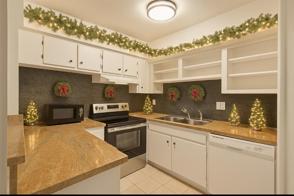 Towneoaks Terrace Condo - Residential