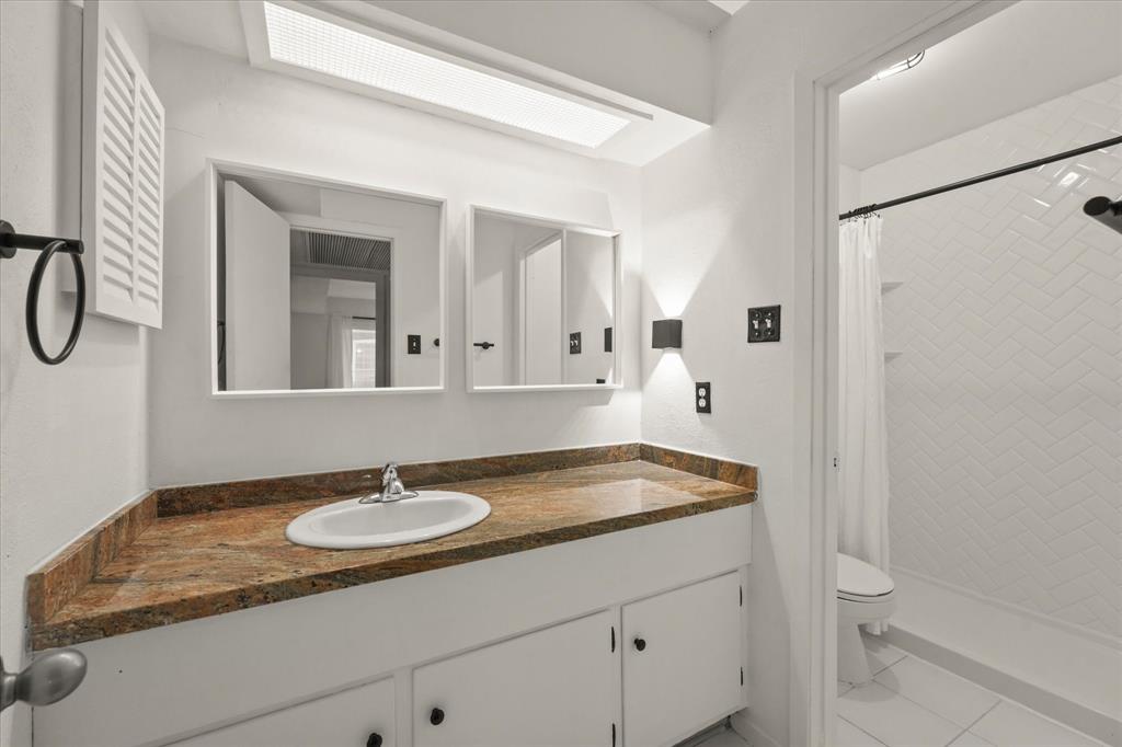 Towneoaks Terrace Condo - Residential