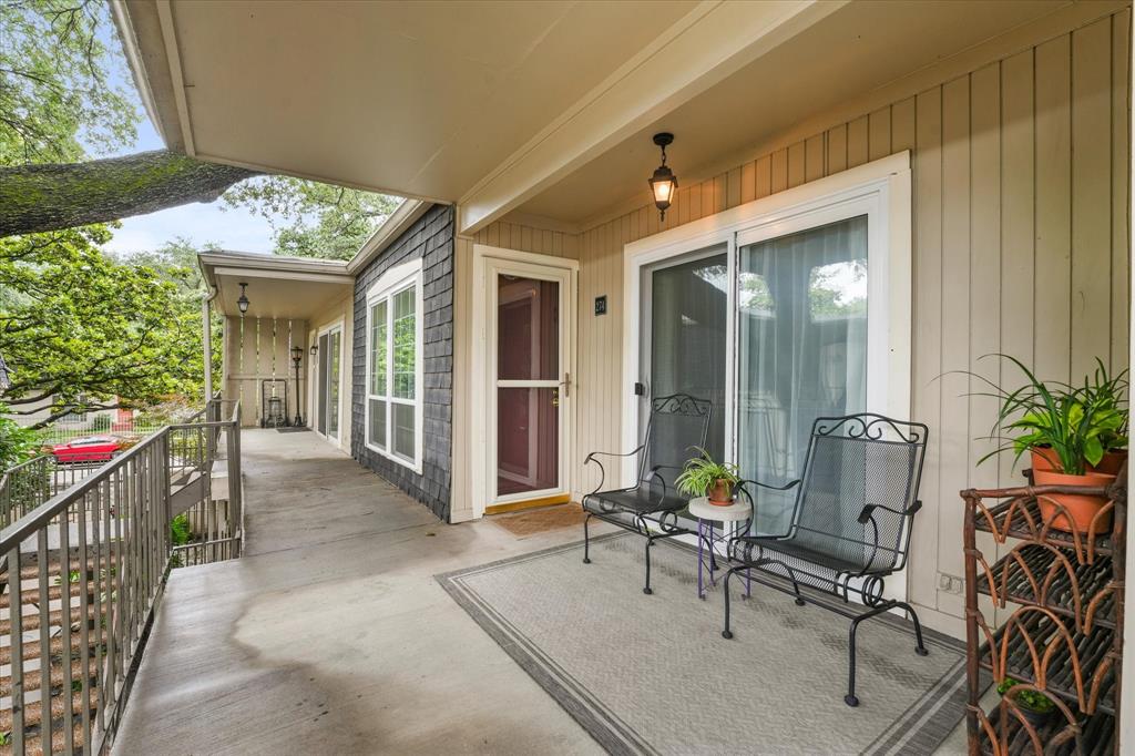 5305 Fleetwood Oaks Drive 274