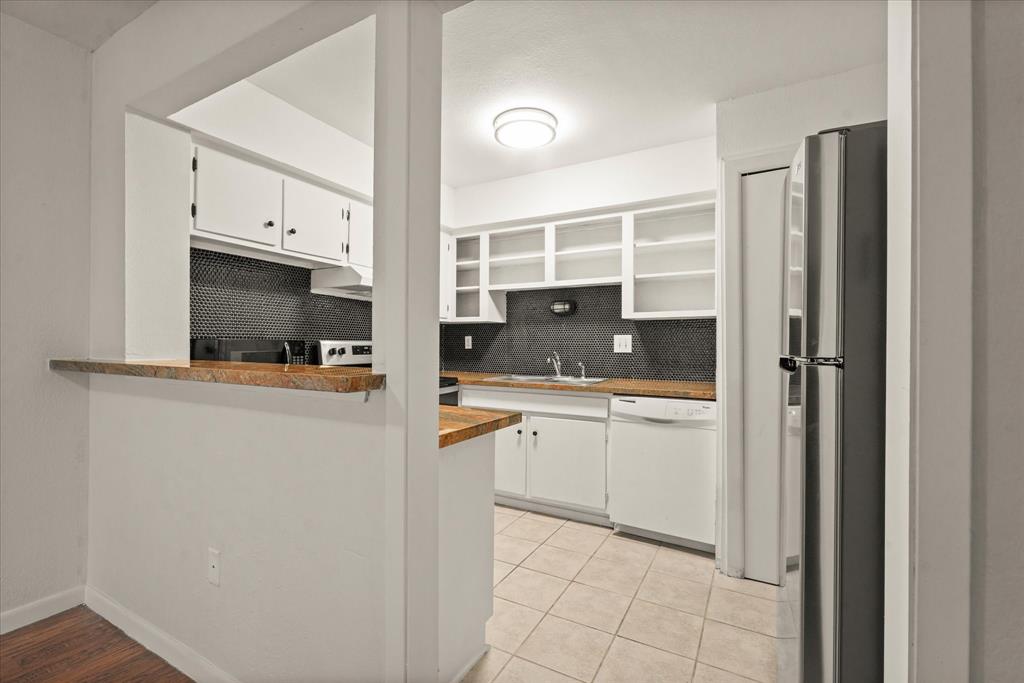 Towneoaks Terrace Condo - Residential