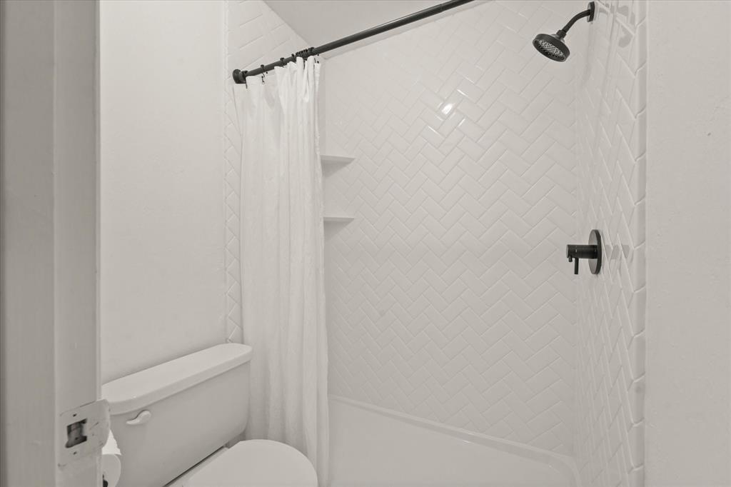 Towneoaks Terrace Condo - Residential