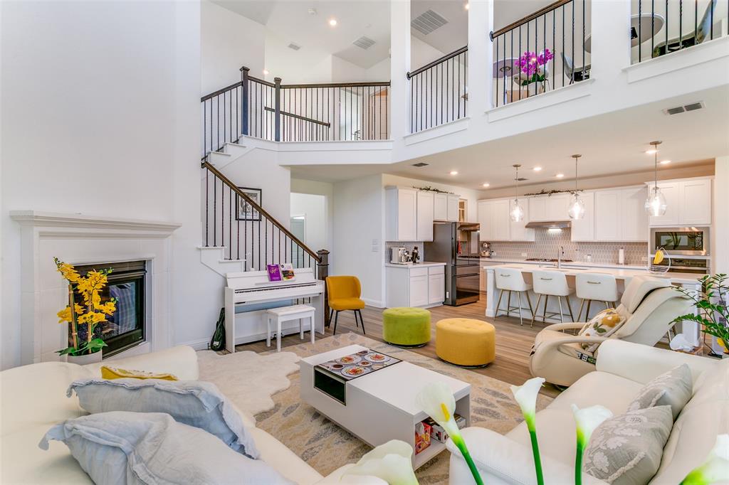 1436 Eagle Feather Way