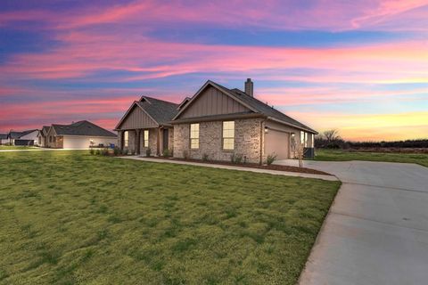 A home in Valley View