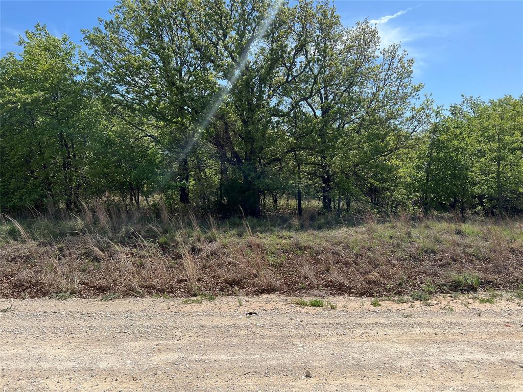 127 Rivercrest Drive