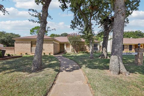 5706 Teal Ridge Drive Arlington TX 76017