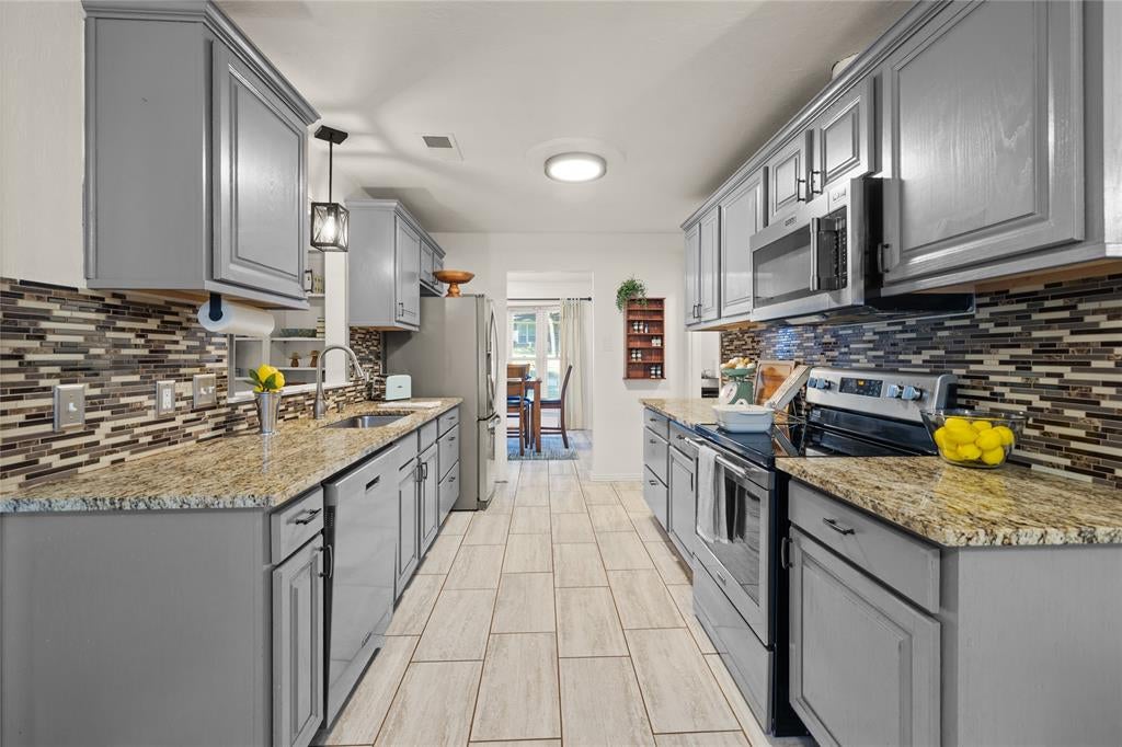 5710 Valley Ridge Court