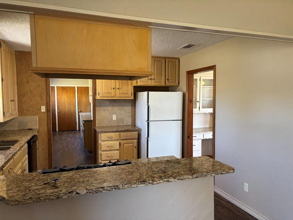 Kings Acre 01 - Residential Lease