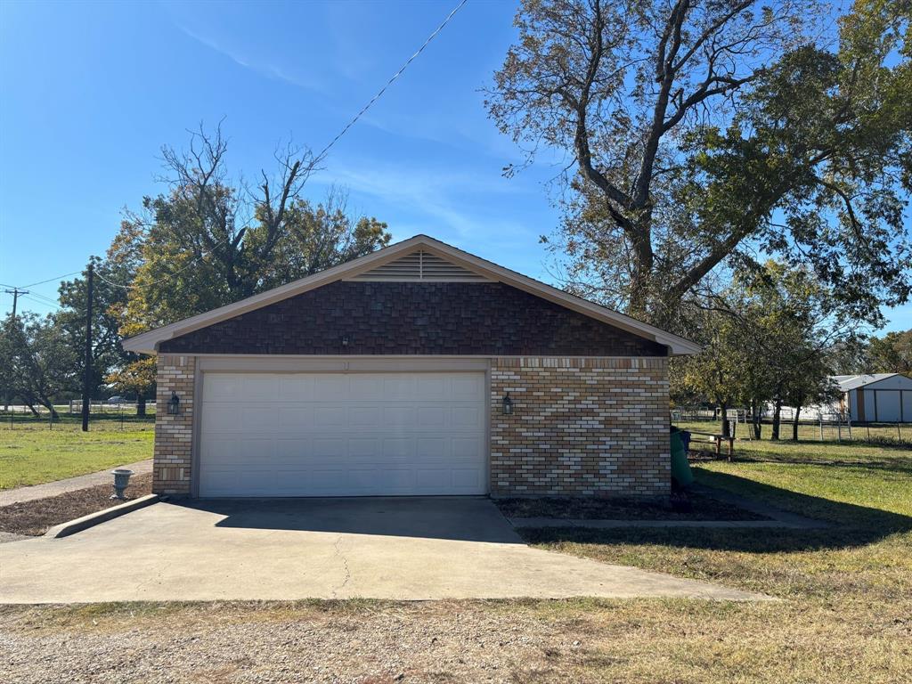 Kings Acre 01 - Residential Lease