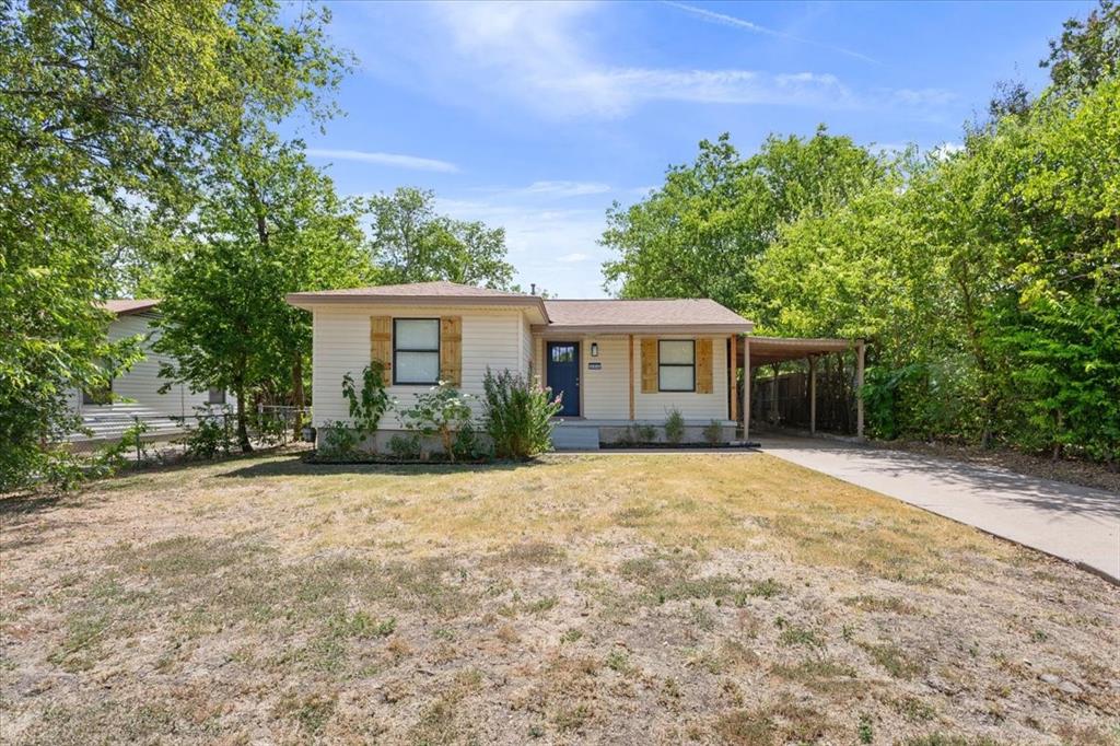204 E Fowler Avenue