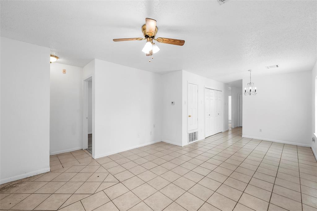 2004 S 9th Street