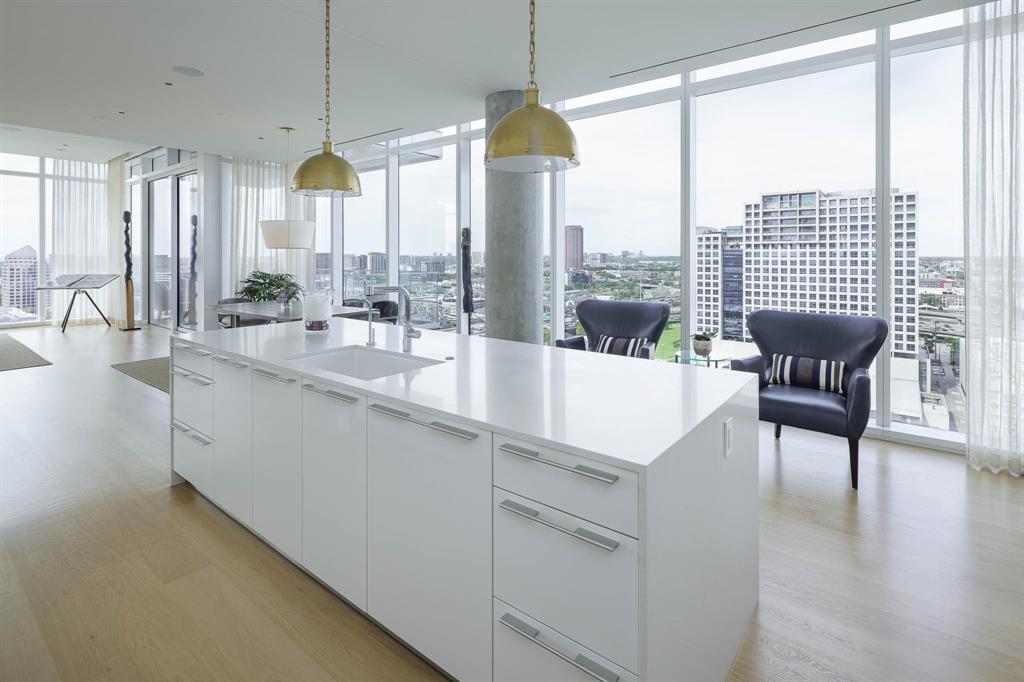 HALL Arts Residences - Residential