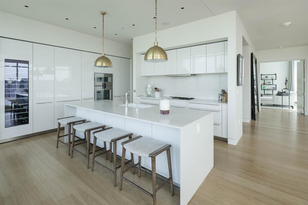 HALL Arts Residences - Residential