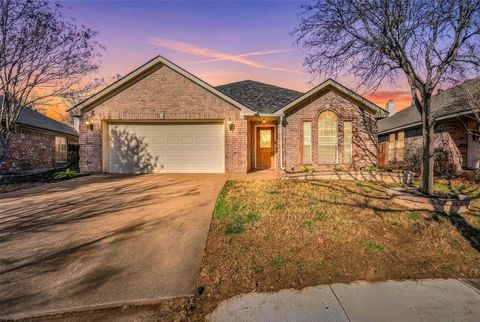 Photo of 4423 New Meadow Drive, Mansfield, TX 76063 (MLS # 21189499)