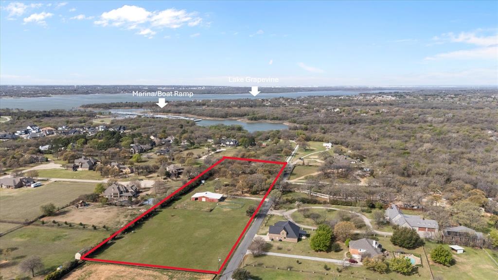 1720 Mistletoe Drive