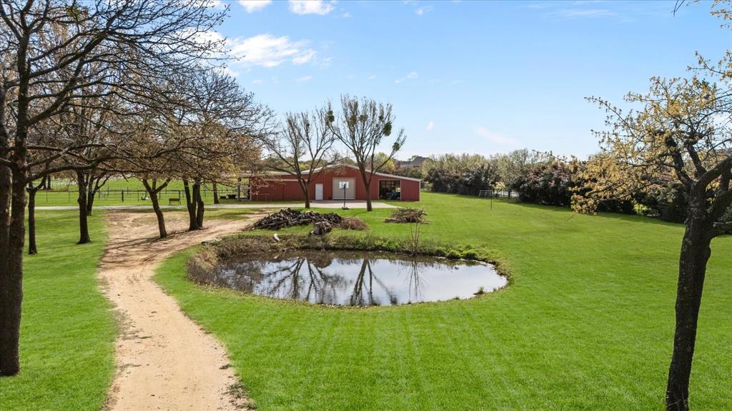 1720 Mistletoe Drive